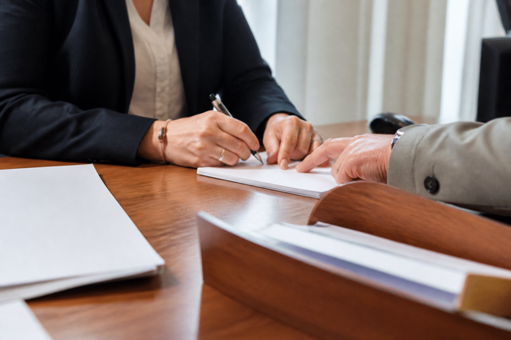 Cheque et virement bancaire verses sur compte sequestre notaire